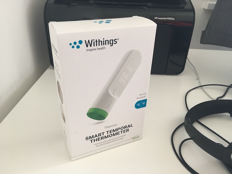 Коробка с Withings Thermo